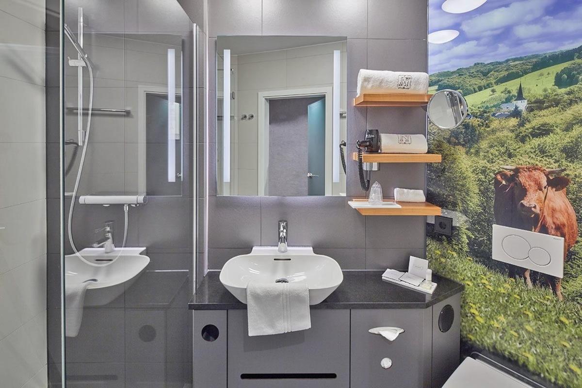 Landhotel Naafs-Haeuschen Lohmar Ngoại thất bức ảnh